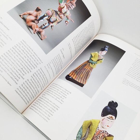 China Dawn of a Golden Age 200-750 AD Metropolitan Museum 2004 Art Book - Picture 3 of 10